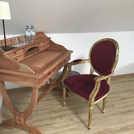 Hotel Heddernheimer Hof Франкфурт на Майн Екстериор снимка